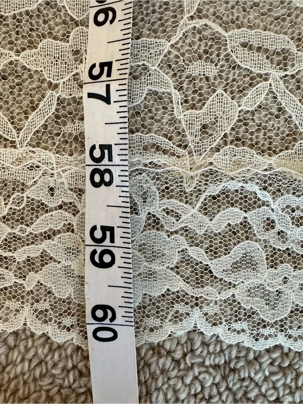 Vintage Ivory Floral Lace Round Tablecloth 60” Scalloped Edge Cottage Wedding